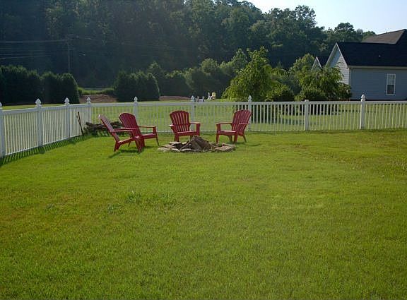 3rd image of 5932 Crooked Creek Dr