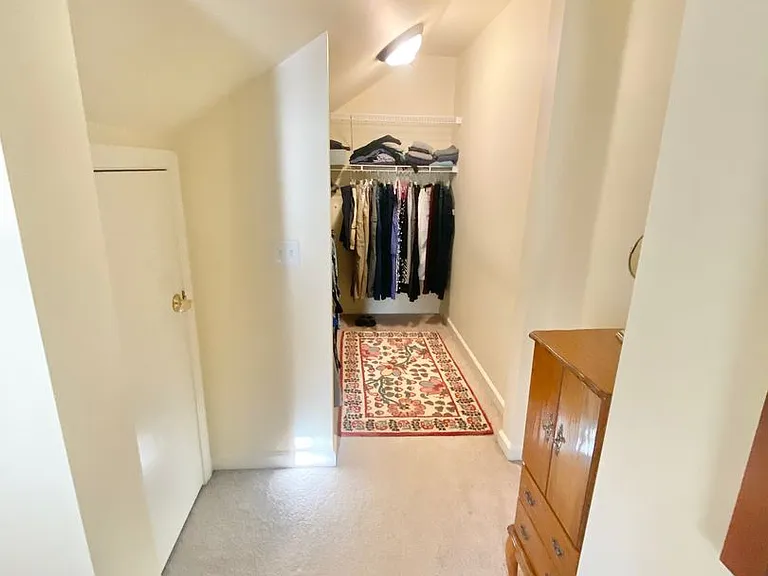 22 Irene Ave — Photo 13