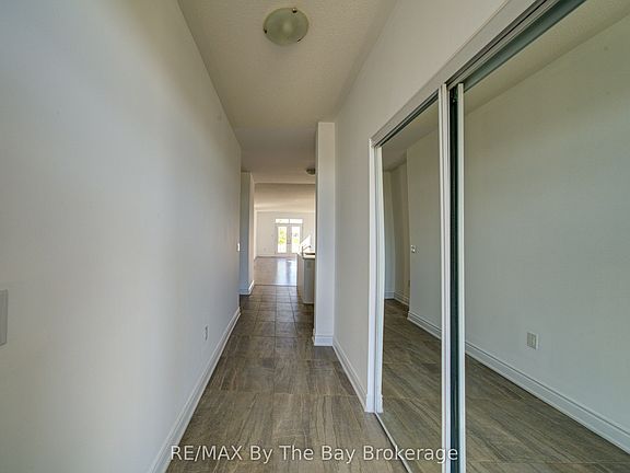 5th image of 15 Union Blvd
