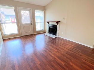 806 W 24th St APT 301, Austin, TX 78705