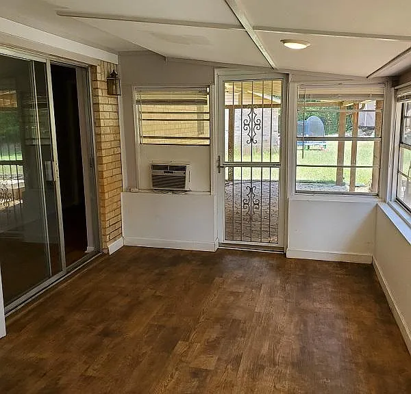 204 Hillcrest Ter — Photo 34