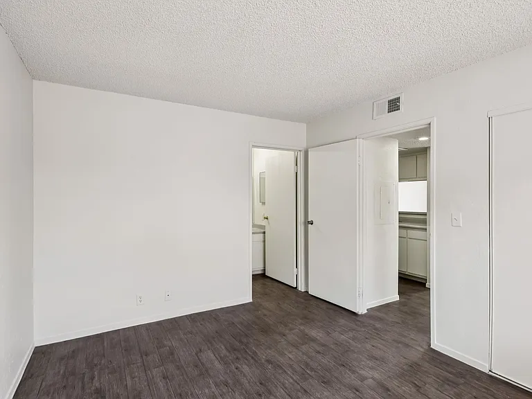 Terravita Apartments — Photo 32