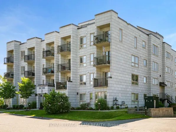 14 Norice St #101, Ottawa, ON K2G 2X4
