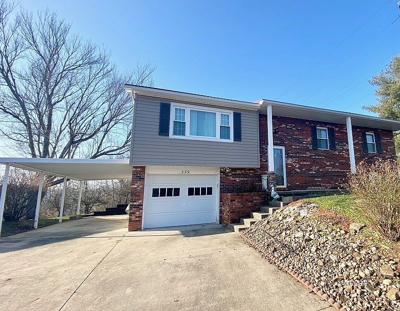 1st image of 229 Circle Dr