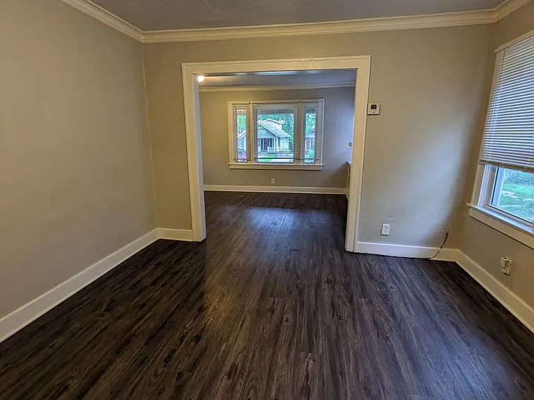 5535 Woodland Ave — Photo 6