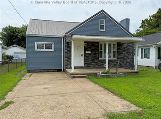 110 W Main St, Belle, WV 25015