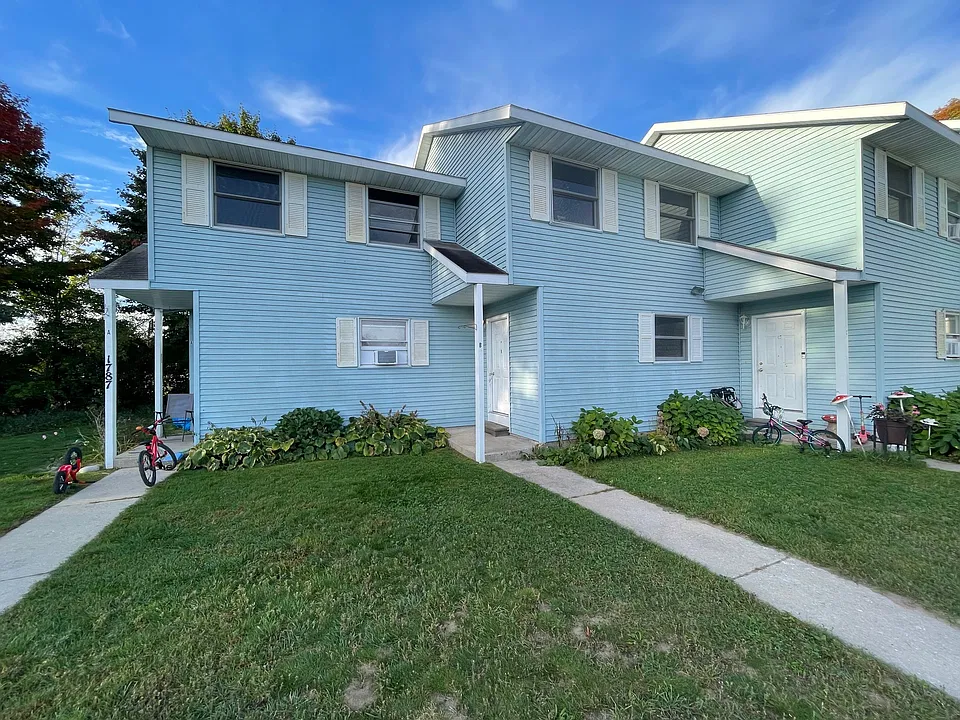 1787 Apartment Dr #B