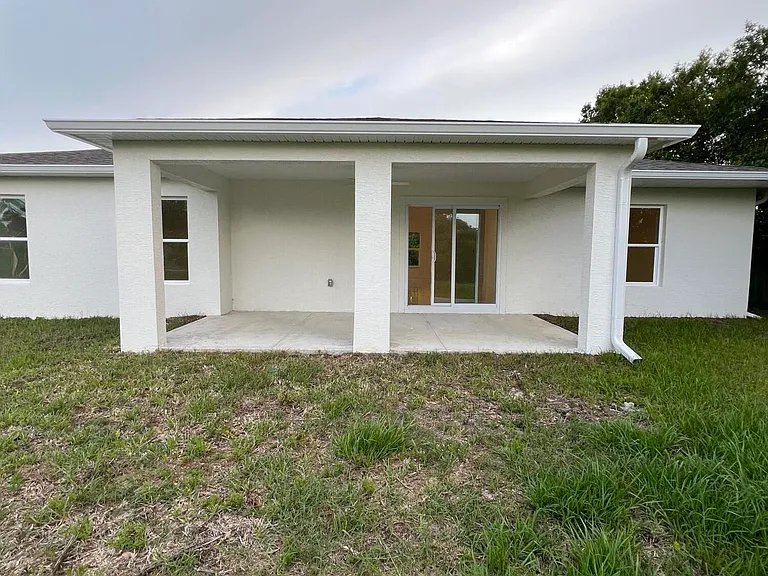 1625 Waneta St SE — Photo 16