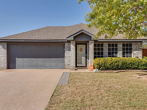 2nd image of 1128 Darren Dr