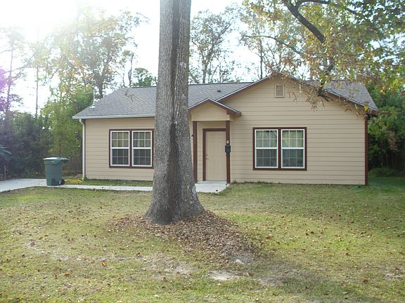 2nd image of 2073 Central Dr