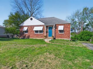3507 Westridge Ln, Saint Ann, MO