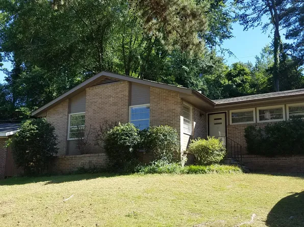 668 Merrimont Cir, Birmingham, AL 35213