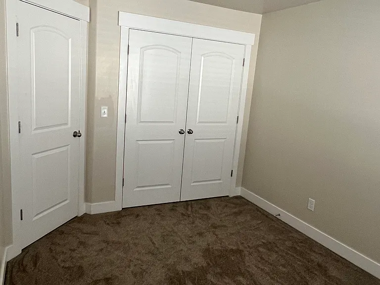 50 N 2050 W — Photo 25