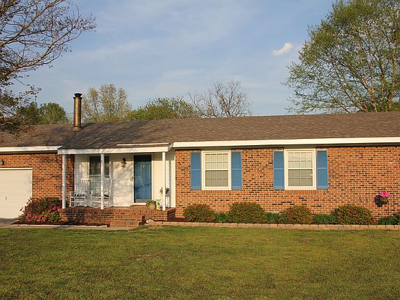 3rd image of 8 Brent Cres