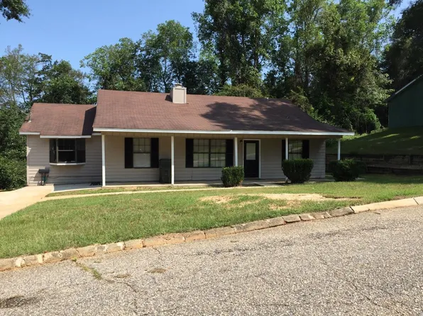 192 Brookside Ln, Ozark, AL 36360