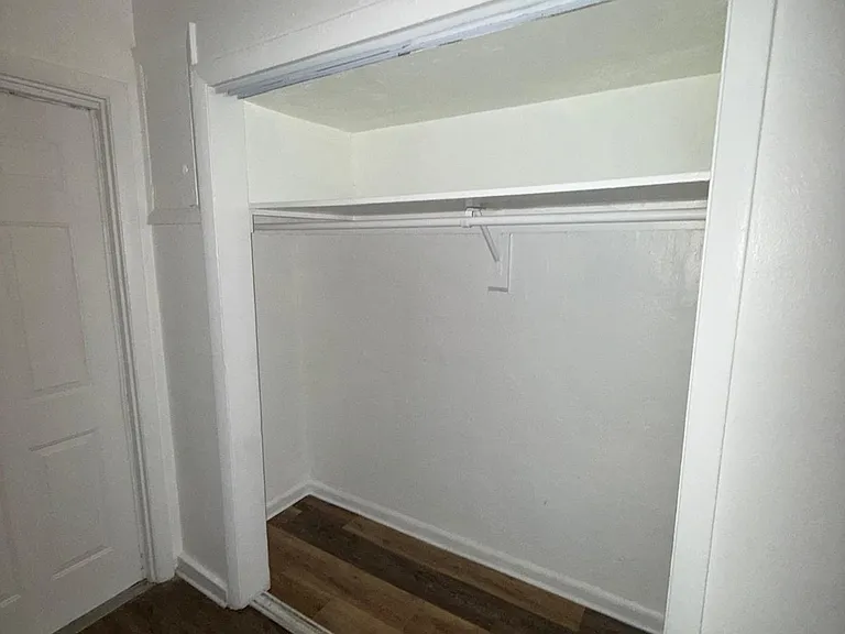 841 SW 10th St #3 — Photo 7
