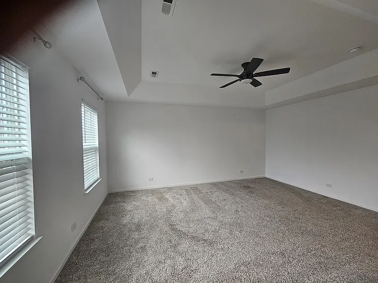 95 Valencia Pkwy — Photo 95