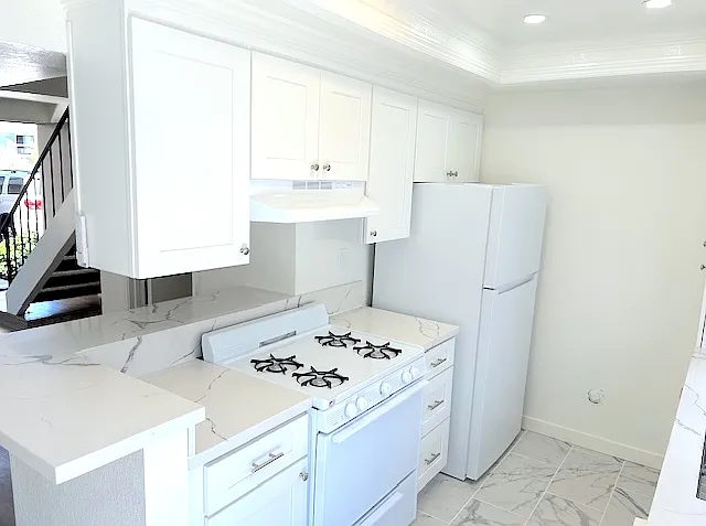 8152 8th St #3 — Photo 2