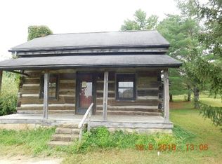 6943 Celina Rd, Burkesville, KY 42717