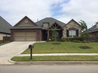 3318 W Knoxville Pl, Broken Arrow, OK 74012