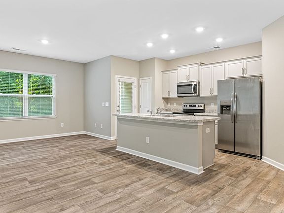 3rd image of 3734 Nathans Way