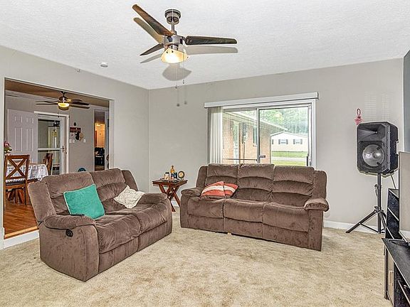 4th image of 6492 Grandview Dr