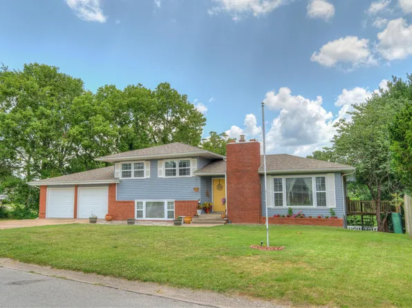 1203 Northwest Boulevard, Neosho, MO 64850