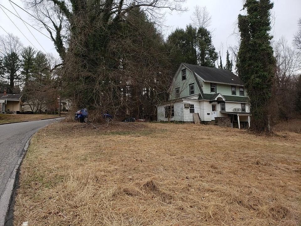 2nd image of 100 Hilldale Rd
