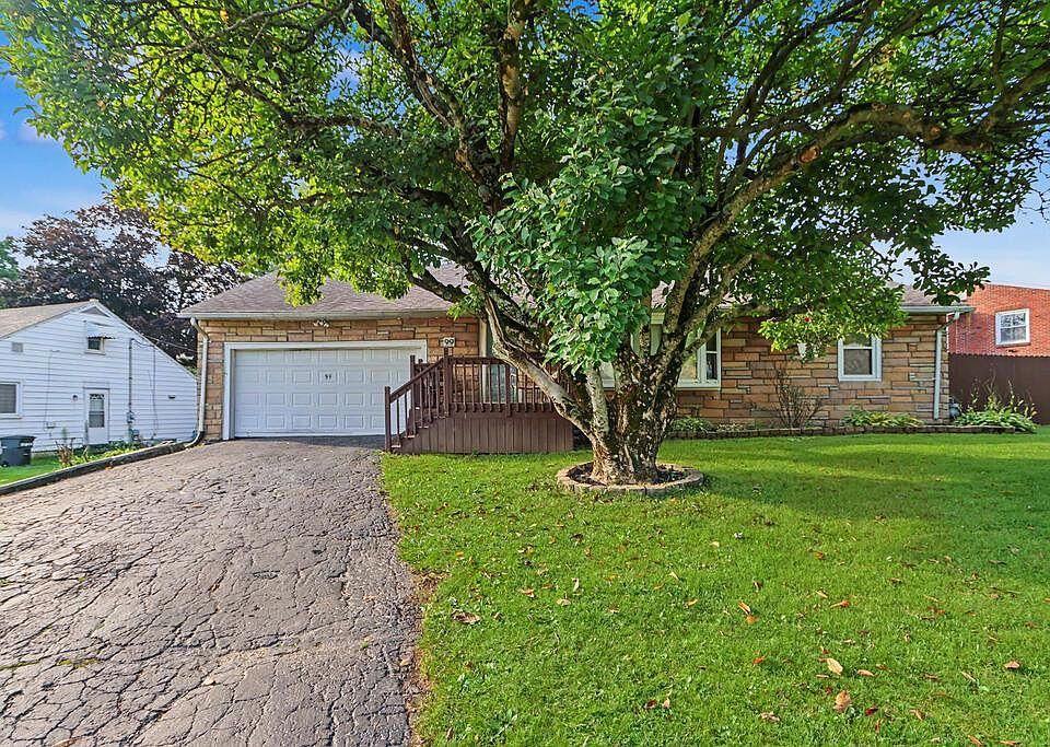 1st image of 99 Ridgewood Blvd