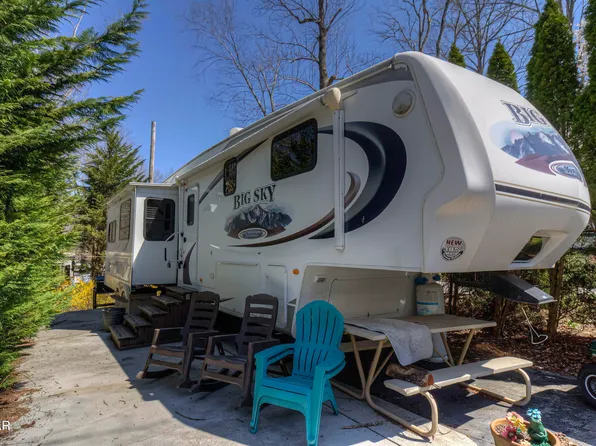 4229 E Pkwy #109, Gatlinburg, TN 37738