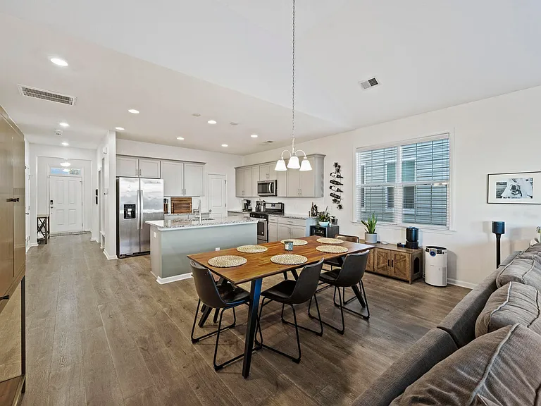 622A Pendleton Dr — Photo 11