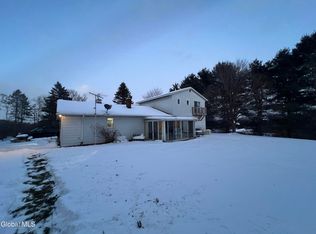 271 Shellstone Rd, Amsterdam, NY 12010