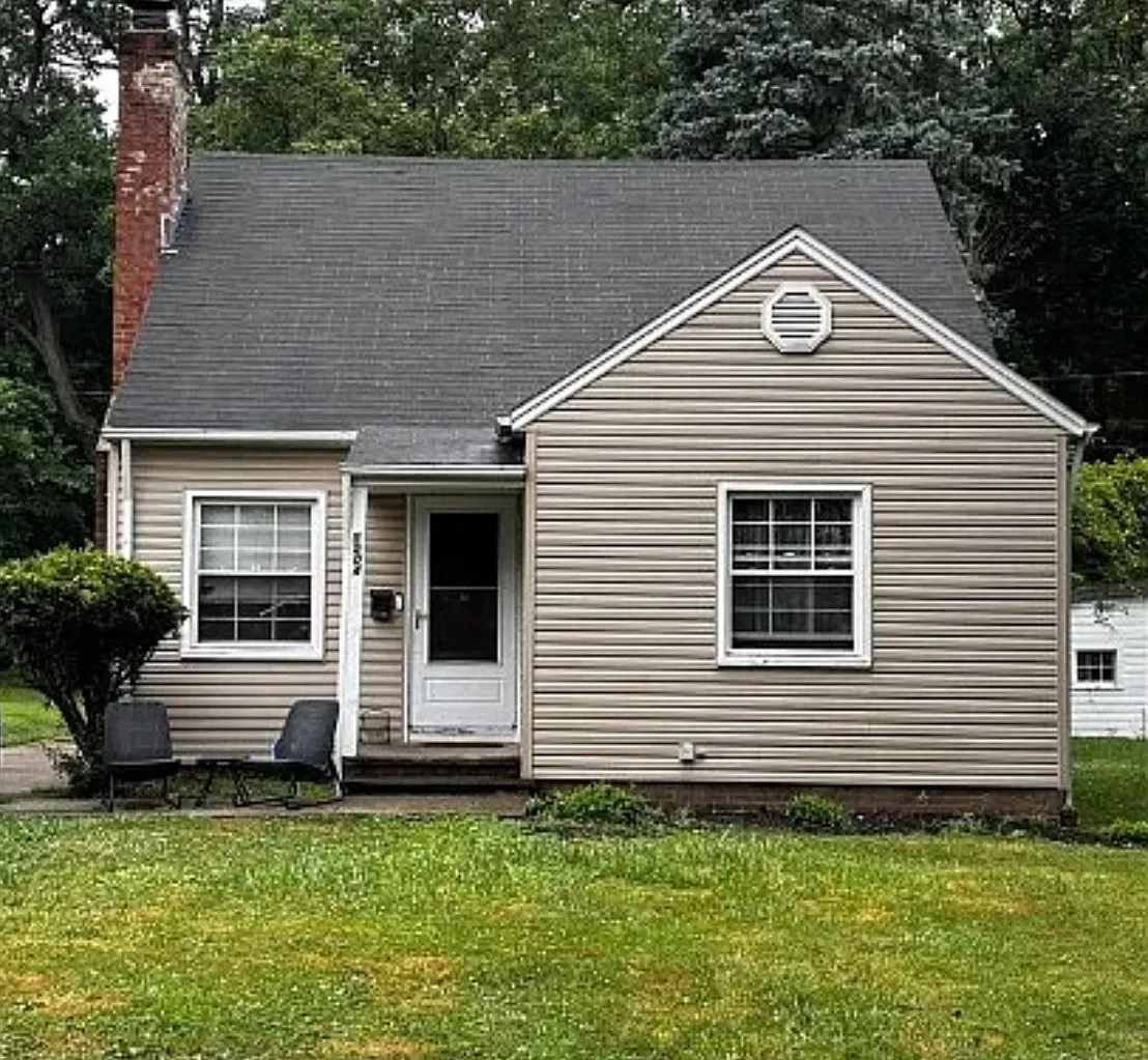 3 bed, 1113 sqft, $1,650 — Photo 1