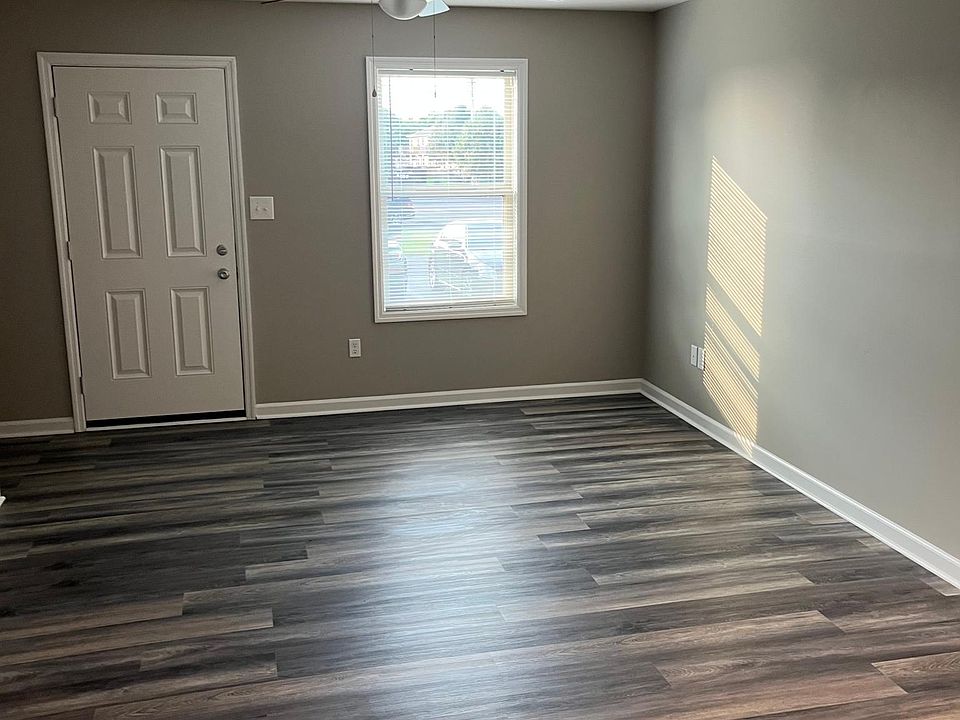 1st image of 1028 Brandy Ln #9