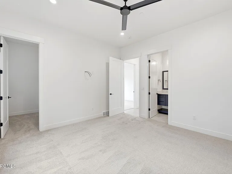4043 W Crest Ct — Photo 44