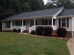 118 Hillcrest Ave, Clover, SC 29710