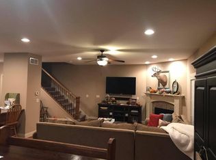 1302 Roberto Rd, Mahomet, IL 61853