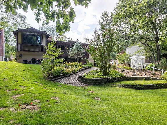 4th image of 5841 Karamar Dr