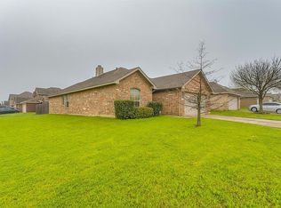 821 La Sierra Ct, Crowley, TX 76036