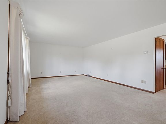 2nd image of 180 Koehler Dr