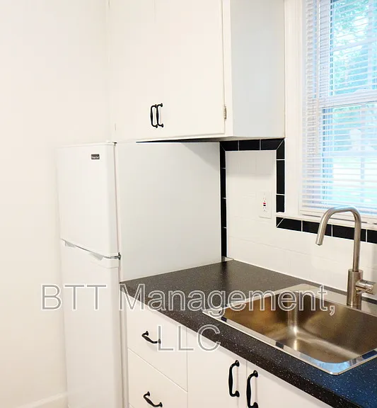 8107 Greenwood Ave #2 — Photo 21