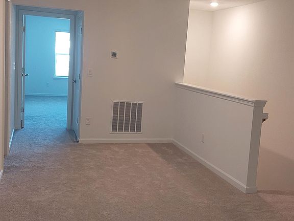 5th image of 63 Carmella Ct #1
