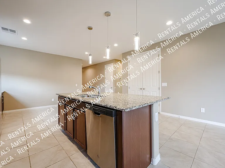 18963 S 209th Pl — Photo 16
