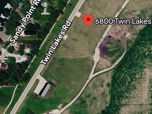6800 Twin Lakes Rd, Rockwell City, IA 50579