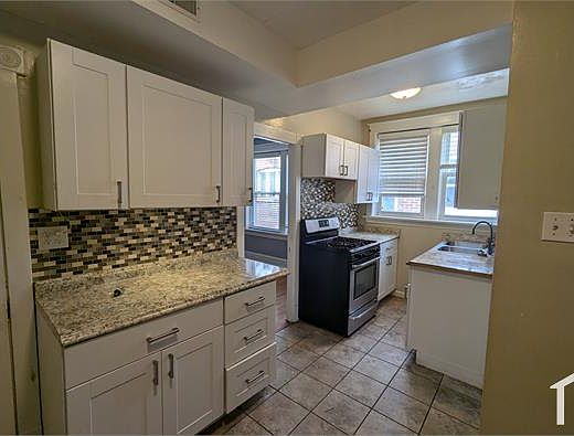 5th image of 4455 Castleman Ave APT 2E
