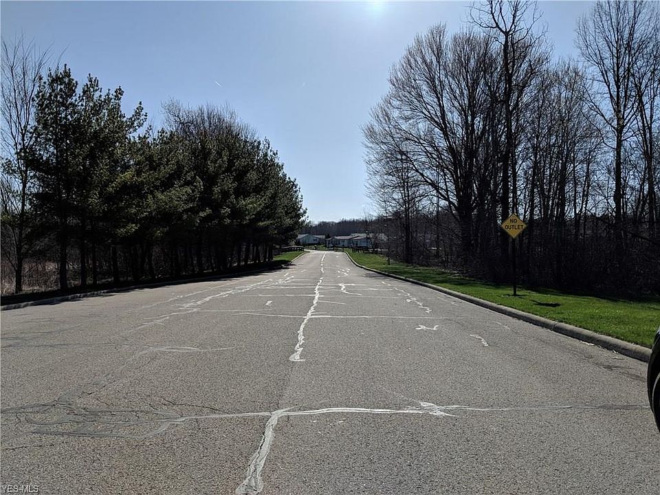 2nd image of Warren Meadville Rd