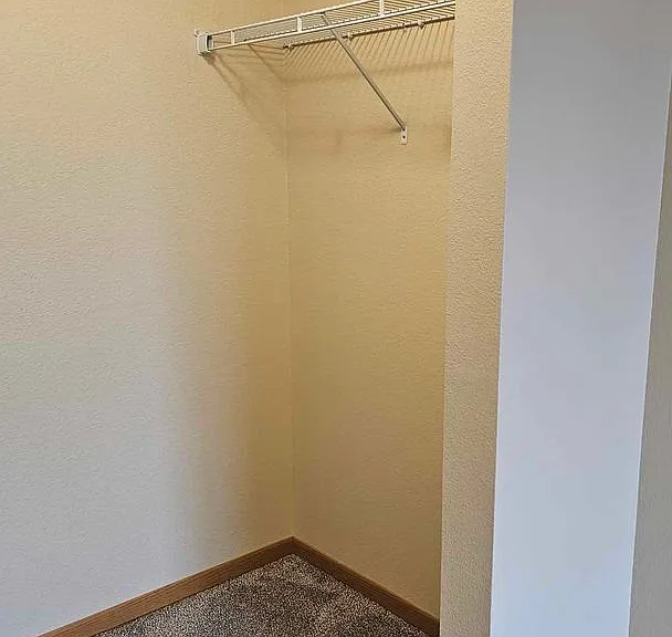 Belcastle Apartments — Photo 32