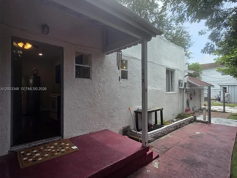 1008 N 18th Ct #101-B — Photo 19