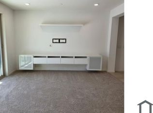 9350 Bear Grass Cir, Sacramento, CA 95829