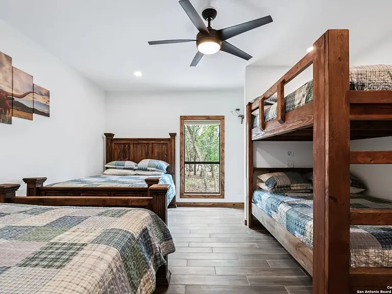 Mountain Valley Dr — Photo 45